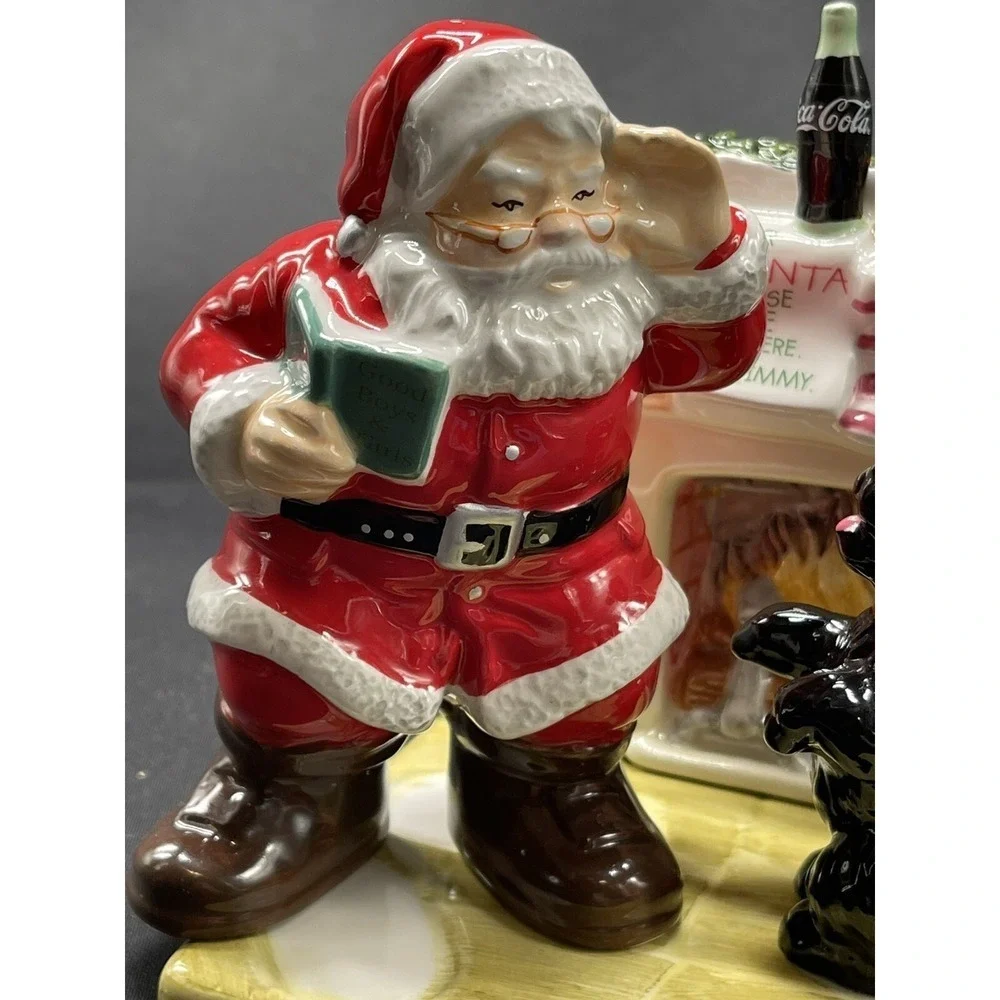 Coca Cola Salt/Pepper Shakers Santa & Dog Collectible Christmas Decor 2002